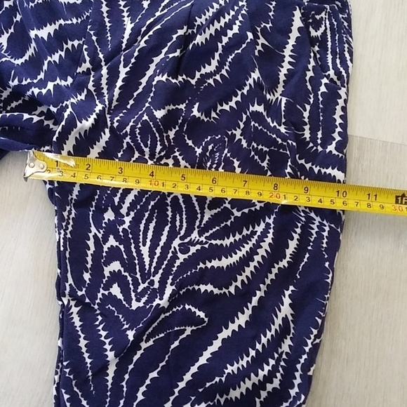 Lilly Pulitzer navy white printed pants ankle crop - Picture 6 of 12